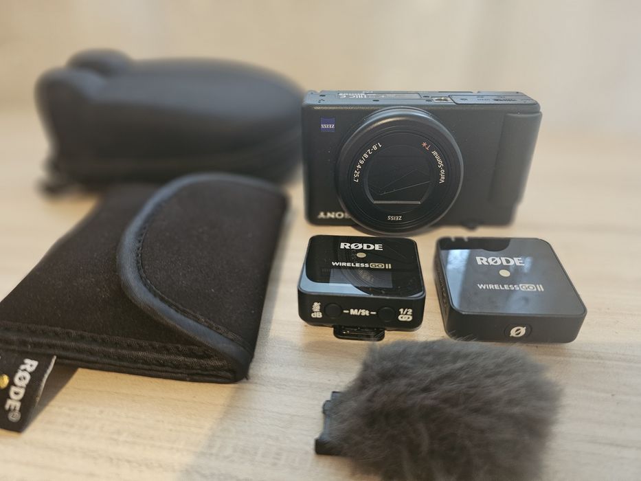 Камера Sony Zv-1 +микрофон RODE гр. Асеновград • OLX.bg