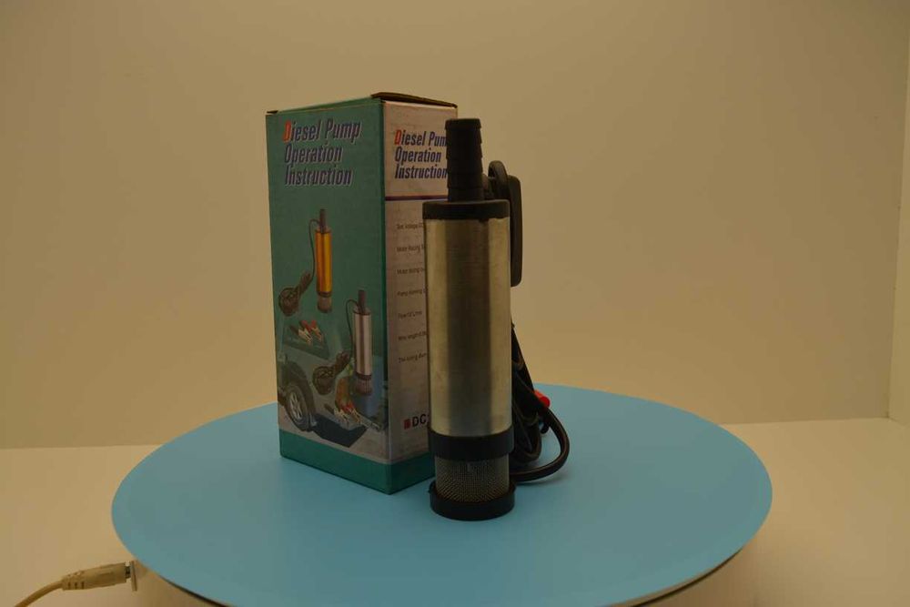 Pompuță transfer carburant și uleiuri 12volți 60Watt 15 Lmin  Pompa electrică pentru lichide  12 V motorină ulei  apă  vinuri submersibila fi37cm  Pom