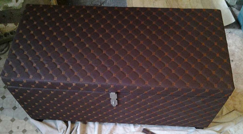 сундуки оббиваем