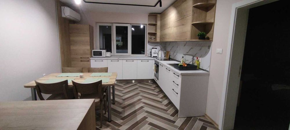 Апартамент за гости ЛуксиМо