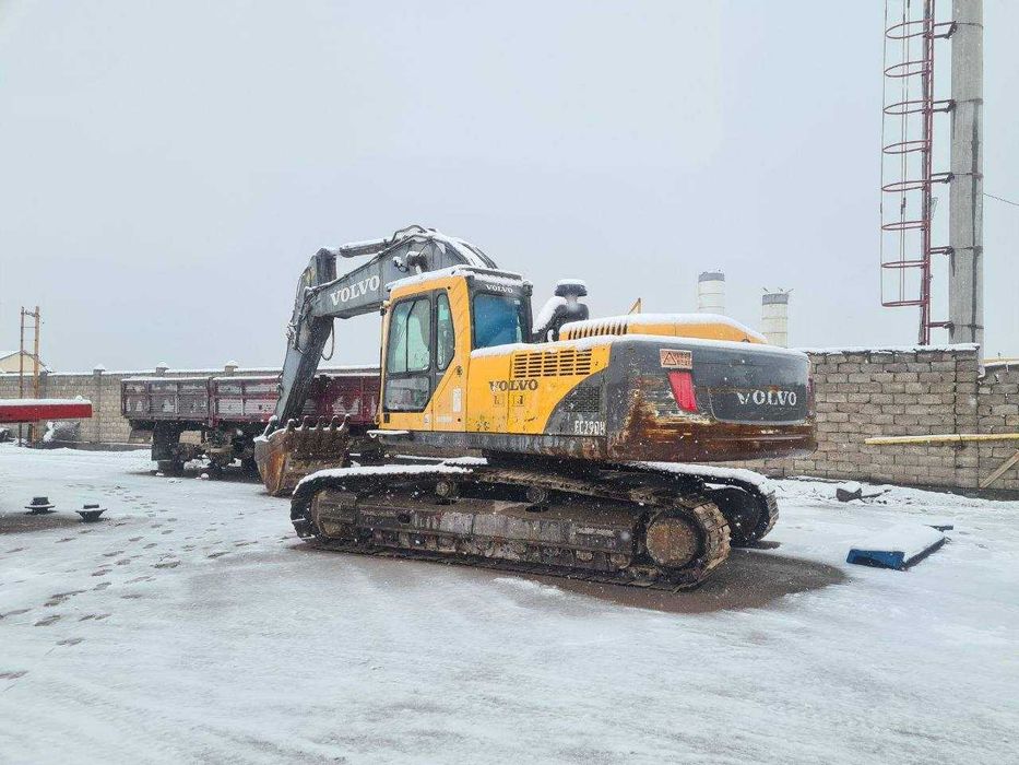 Продается  Экскаватор "Volvo 290"
