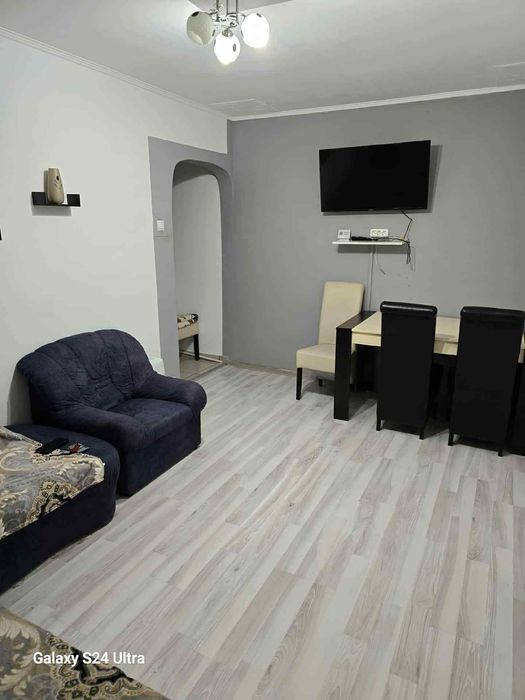 Inchiriez Apartament cu 2 Camere