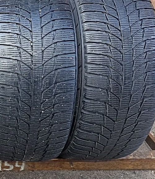 Продам зимние шины Triangle 235/45/18