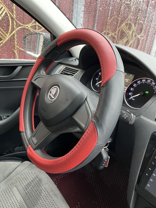 Продам машину шкода рапид