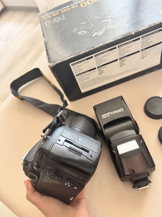 Nikon D7200 + 18-105 VR Kit + светкавица + Battery Grip + 64GB SD карта