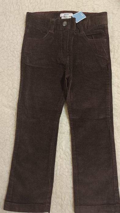 Нови детски джинси, р-р 104, за 4 год.