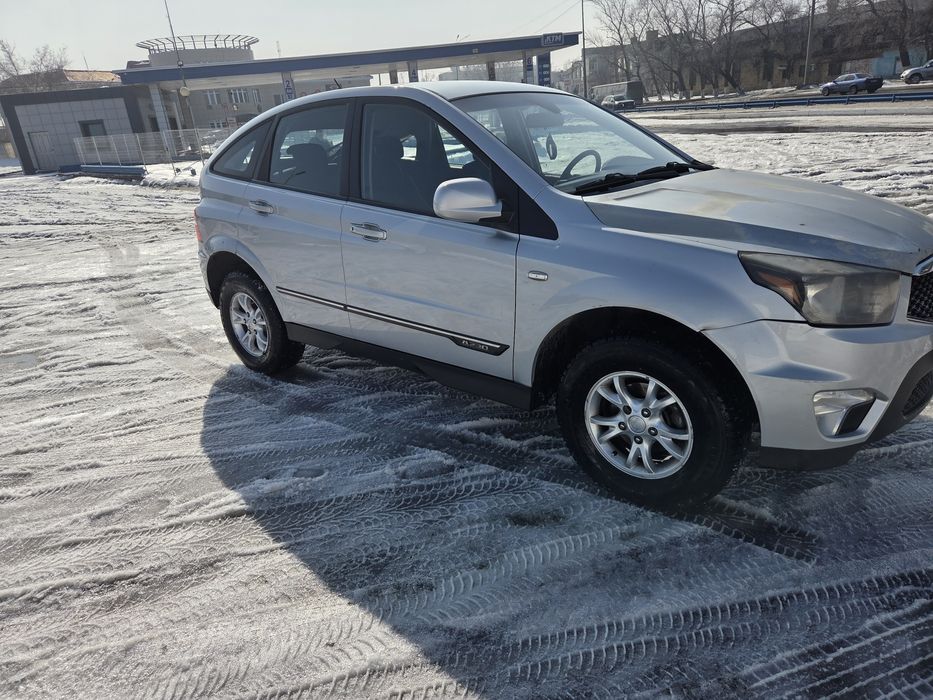 Ssanyong  nomad  2014