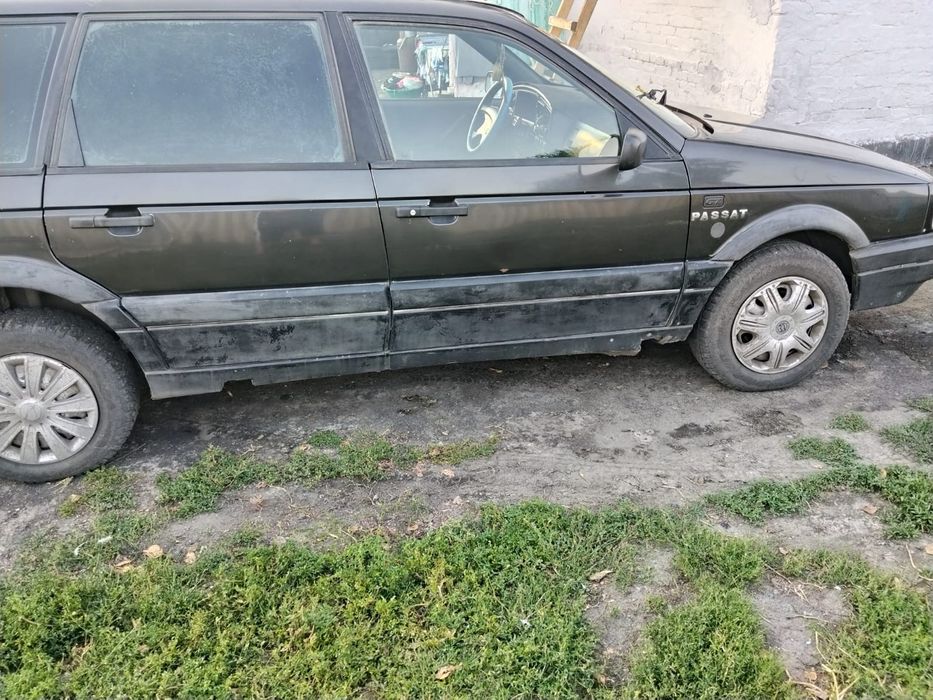 Продам автомобиль пасад б3 универсал