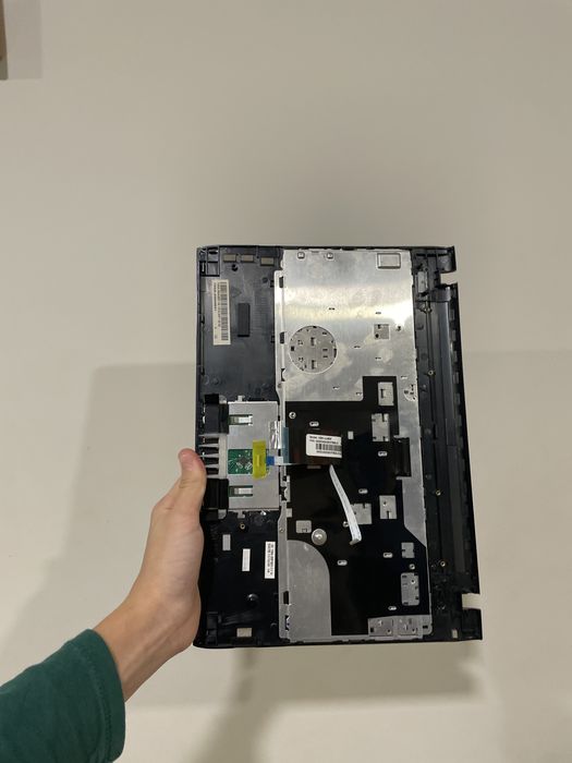 Vând tastatura pentru leptop asus