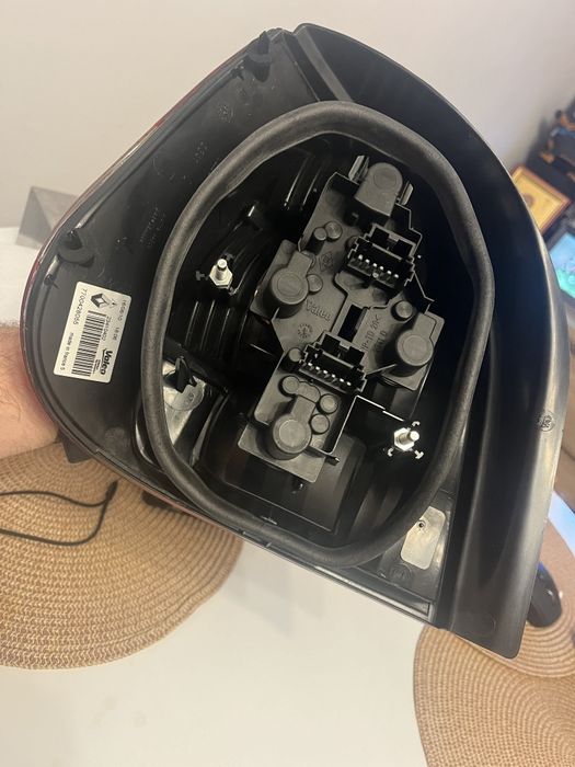 Tripla dreapta Valeo Renault Scenic 1999-2004 noua