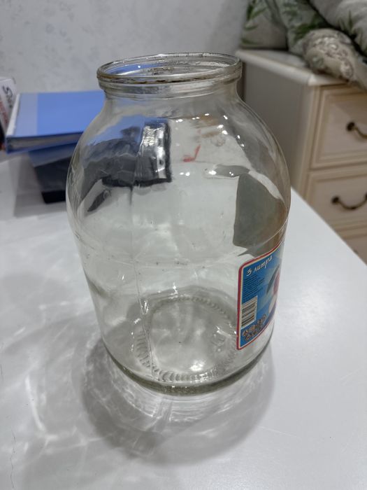 Продам 3 х литровые банки