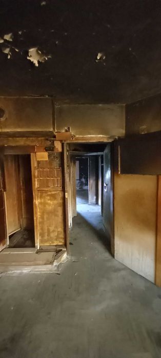 Продавам тристаен апартамент, идеален център - 90кв.м.