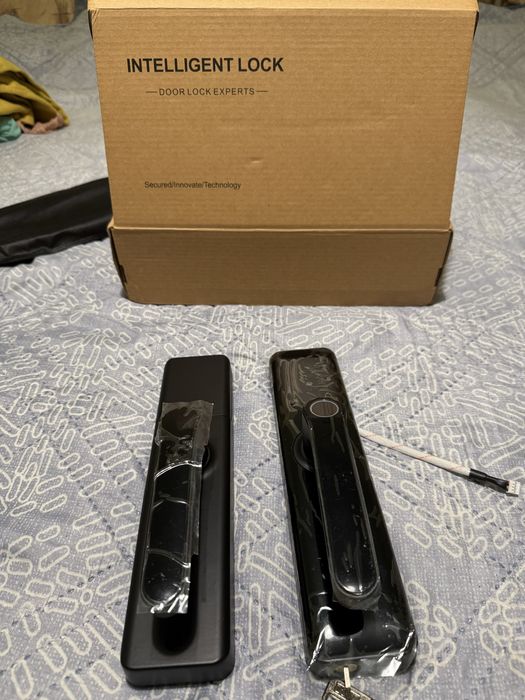 Смарт брава за врата