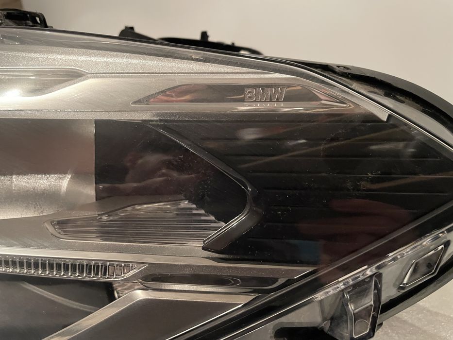Far stanga BMW X1 F48 F49 Full Led