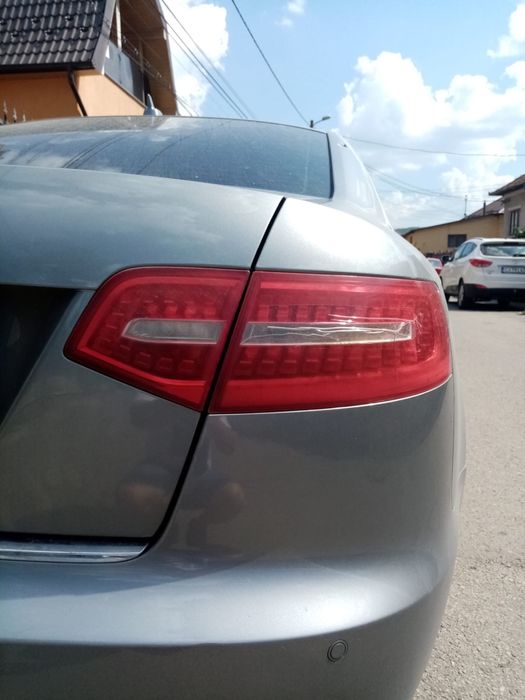 Lampa dreapta spate portbagaj Audi A6 din 2010