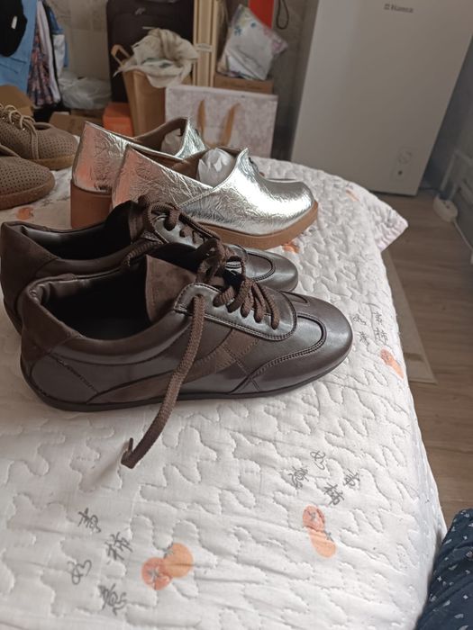 Продам женский обувь