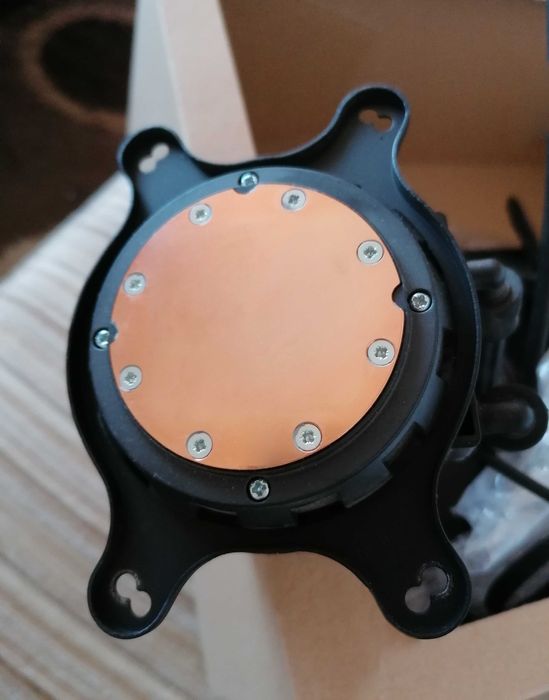 Водно охлаждане за компютър KrakenNZXT X62-Intel LGA 1700,115x1366,AM4