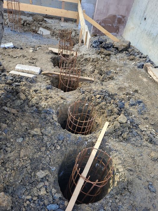 Fantani, piloni, cămine, fose