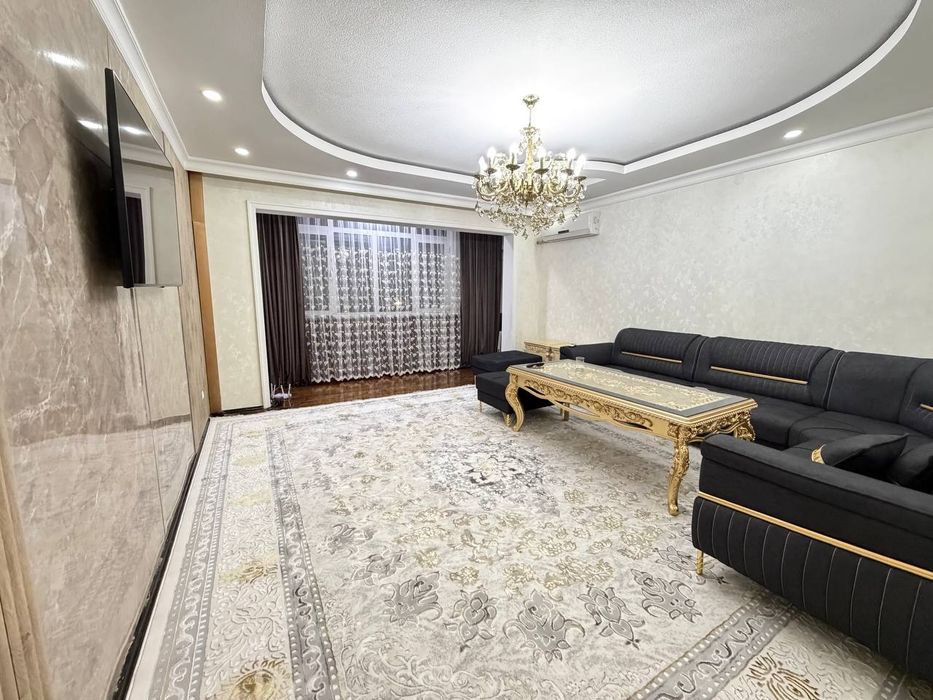 Продаётся квартира возле Хамза метро