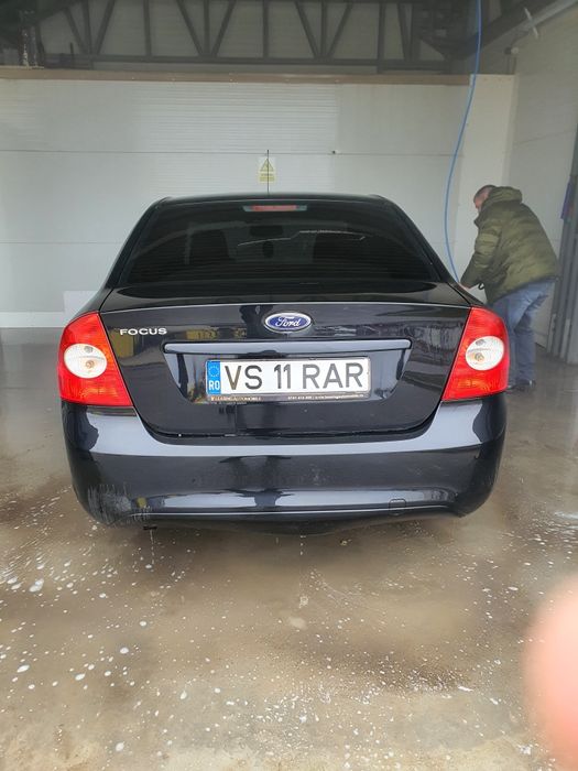 Vând Ford Focus 2