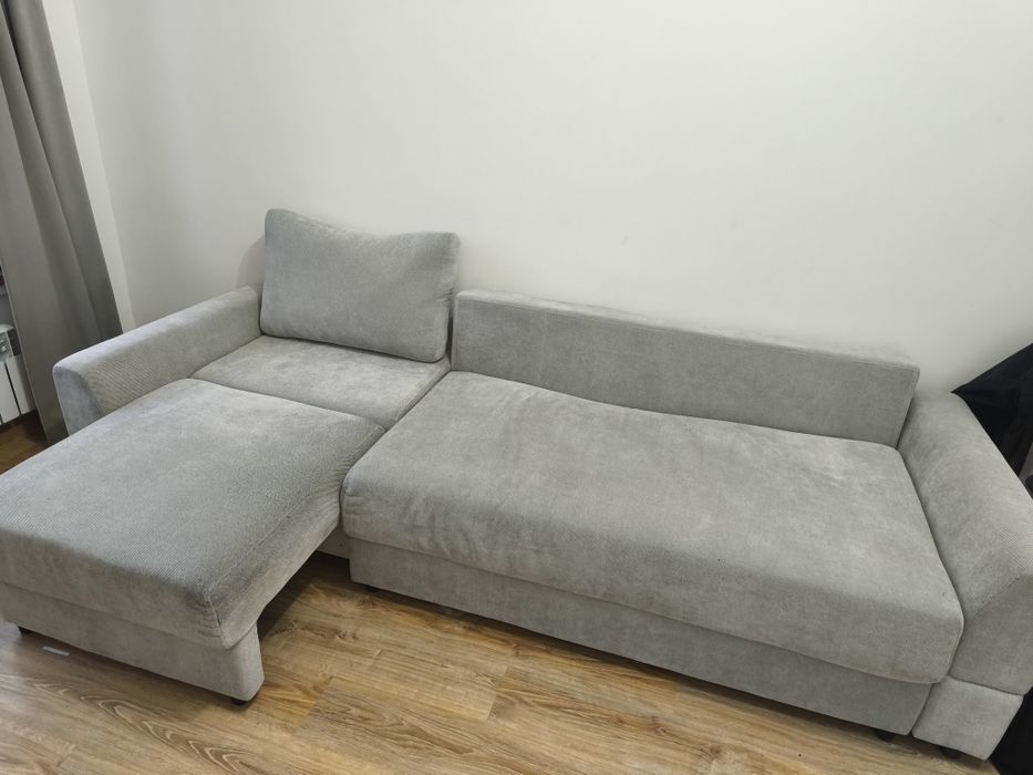 Продам недорого диван