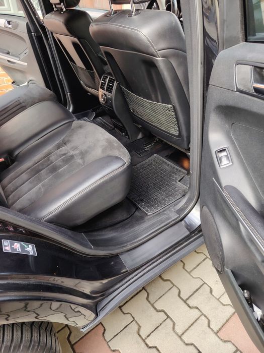 Vind Mercedes Ml  starea perfectă de funcționare