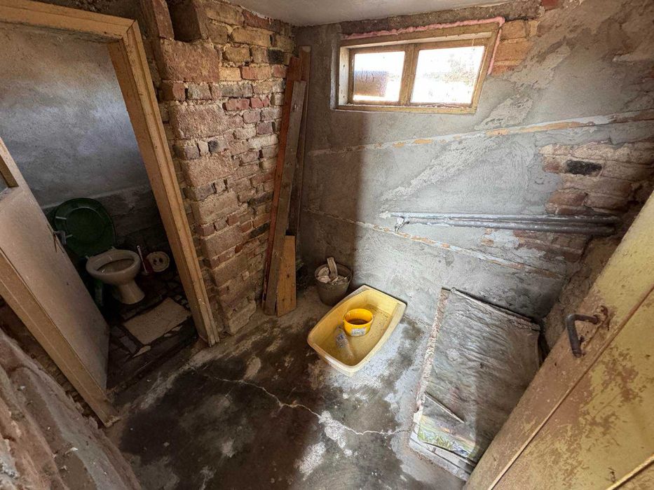 Продажба на къща в с.Баница