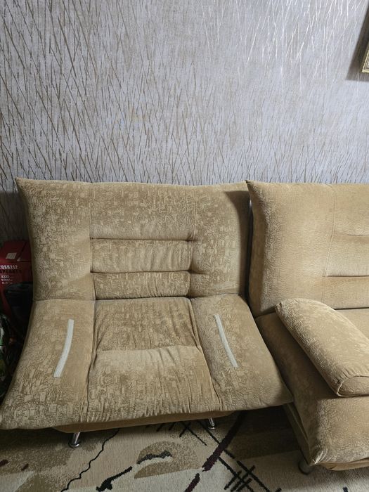 Продам мягкий уголок