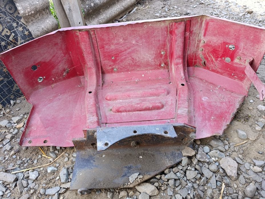 Vând Aripi tractor complete cu stopuri