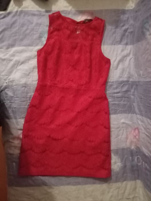 Продам женские платья