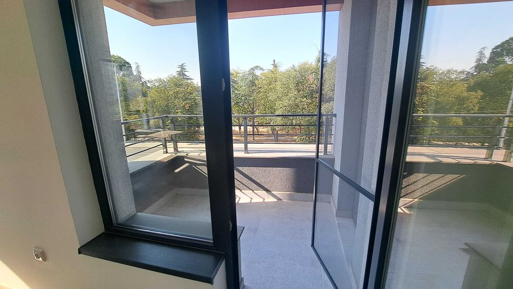 Дава се под наем Тристаен апартамент в Варна, Аспарухово - 74 кв.м за 663 € - Снимка #4