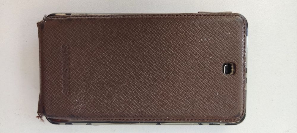 Телефон Samsung F-480