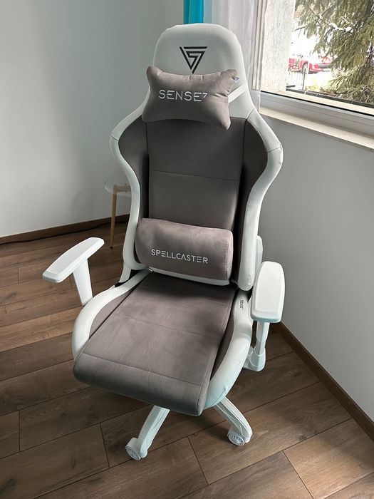 Sense7 Spellcaster нов!