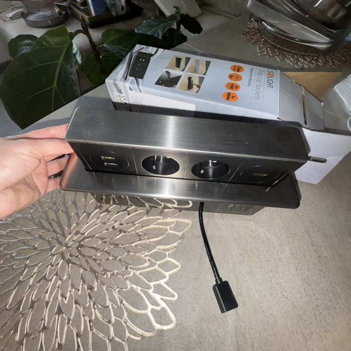 Модул за вграждане в мебел