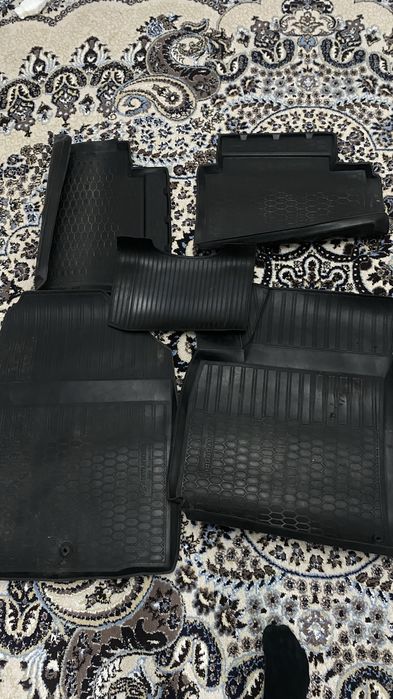 продается бу полики для хюундай