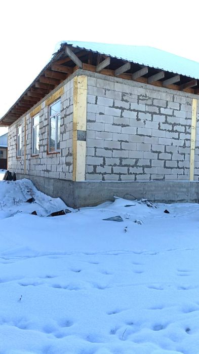 Продом недостроеный дом