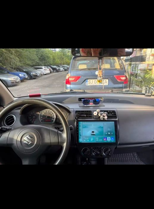Navigatie android Suzuki Swift Waze YouTube GPS USB