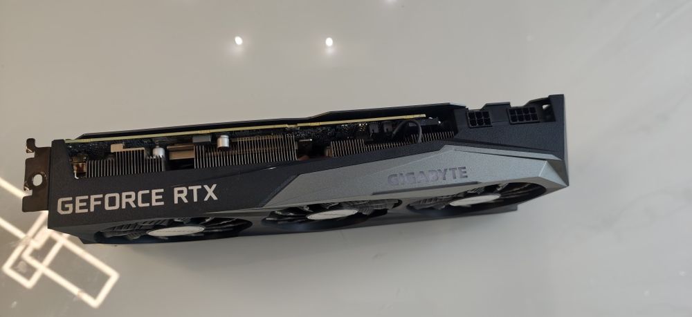 Видеокарта GIGABYTE 3070