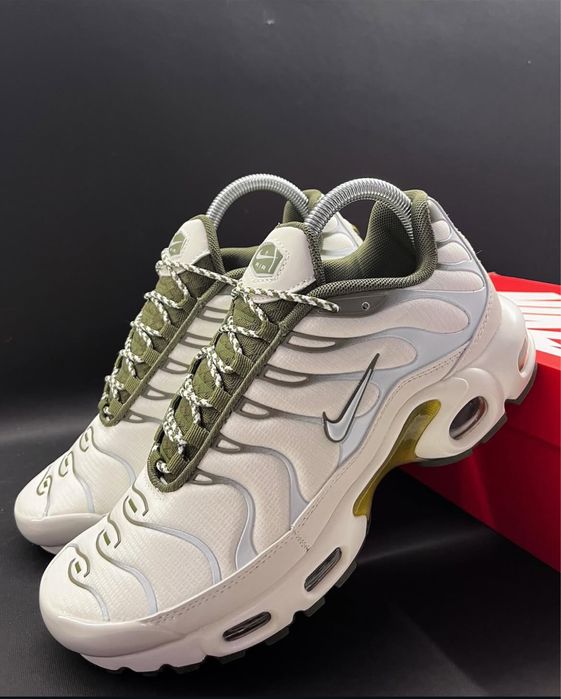 Nike Air Max Plus Phantom Neutral Olive - 40,41,42,43,44,45,46
