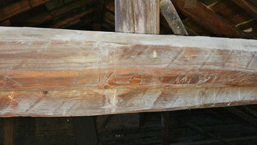 Дървени греди от съществуващ навес 12/12