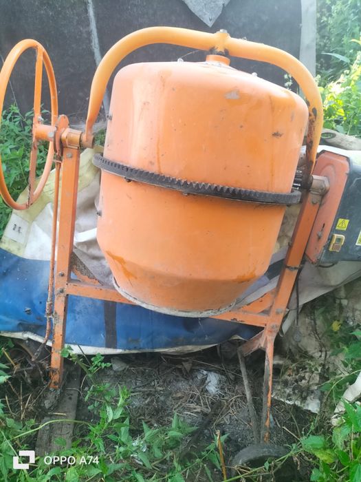 Продам бетономешалку