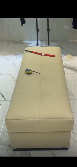 Продам диван пуфик ,новый ,недорого