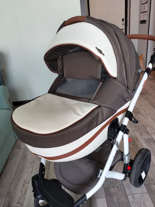 Продаю каляску 3 в 1