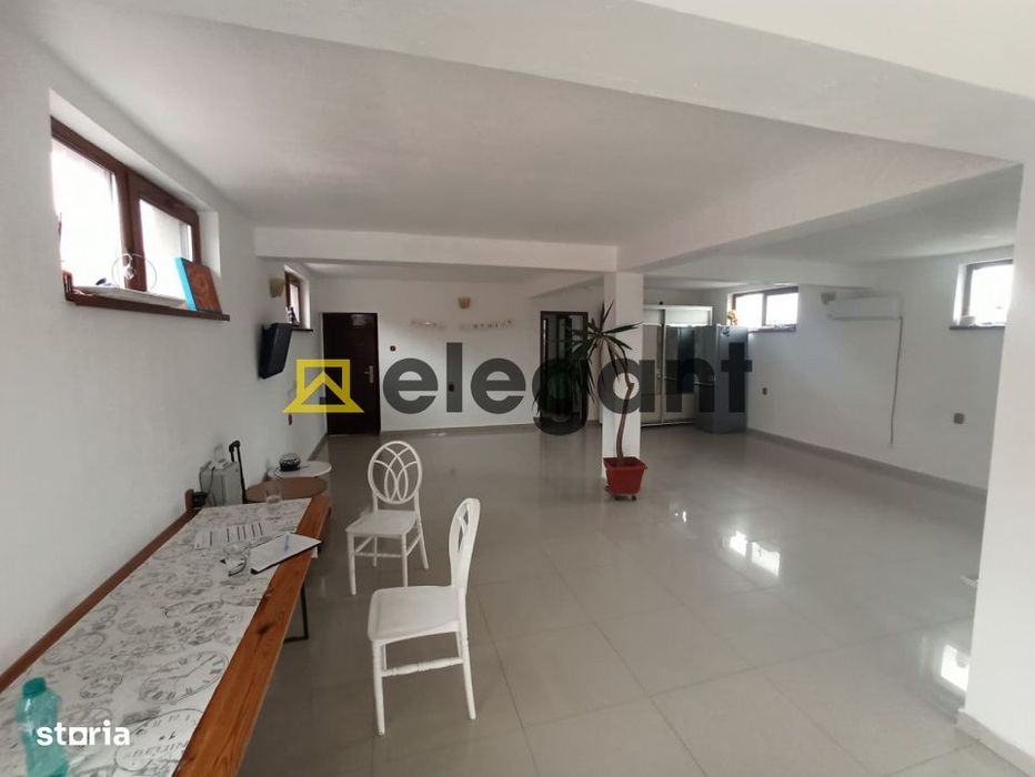 Casa cu spatiu comercial la principala, 216 mp utili, Simnicul de Sus
