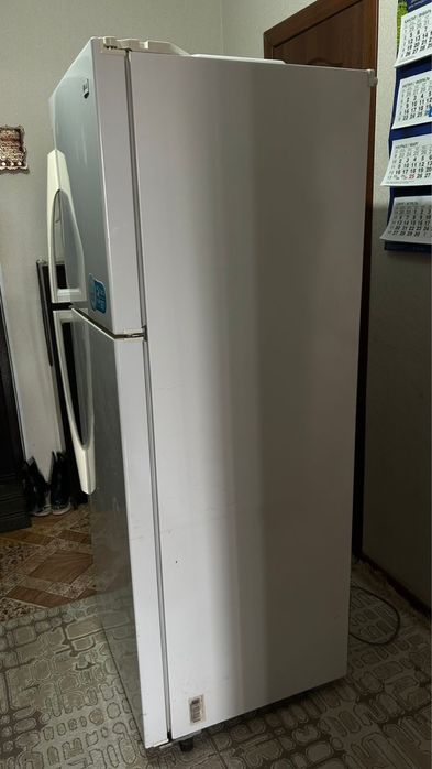 Холодильник рабочий