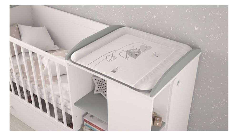 Детская кровать с матрасом