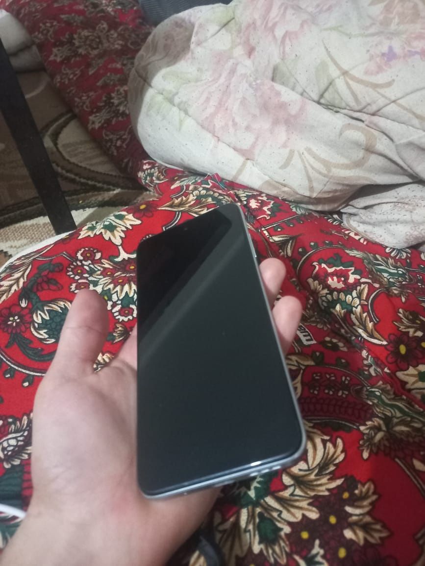 Redmi 10 памят 128 гб - Мобильные телефоны / смартфоны Жанаозен на Olx