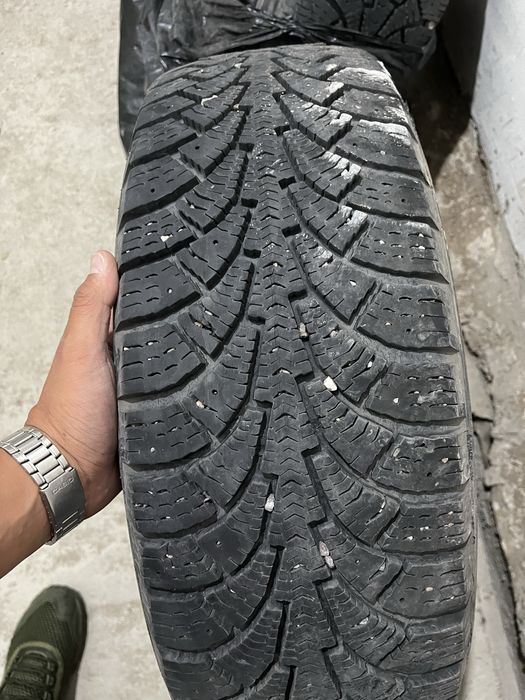 Продам шины R15 зимние
