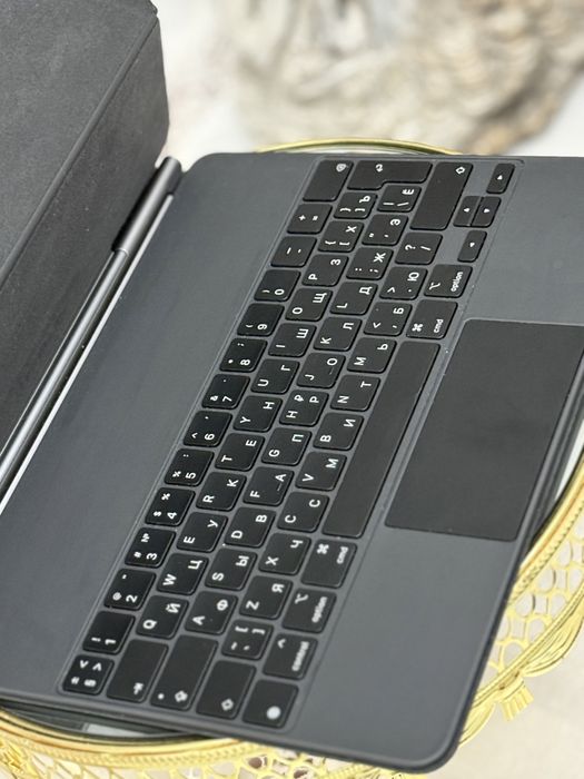 Ipad Magic Keyboard 12.9 ‘’• продам