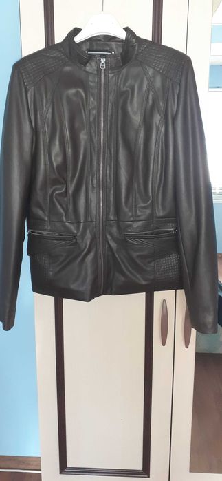 Спортно- елегантно кожено яке